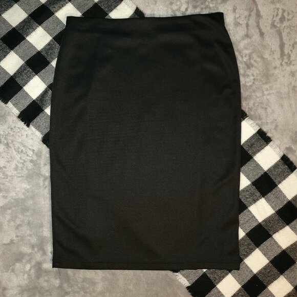 S | Jules & Leopold | Monochrome Panel Striped Bodycon Skirt - Picture 3 of 4